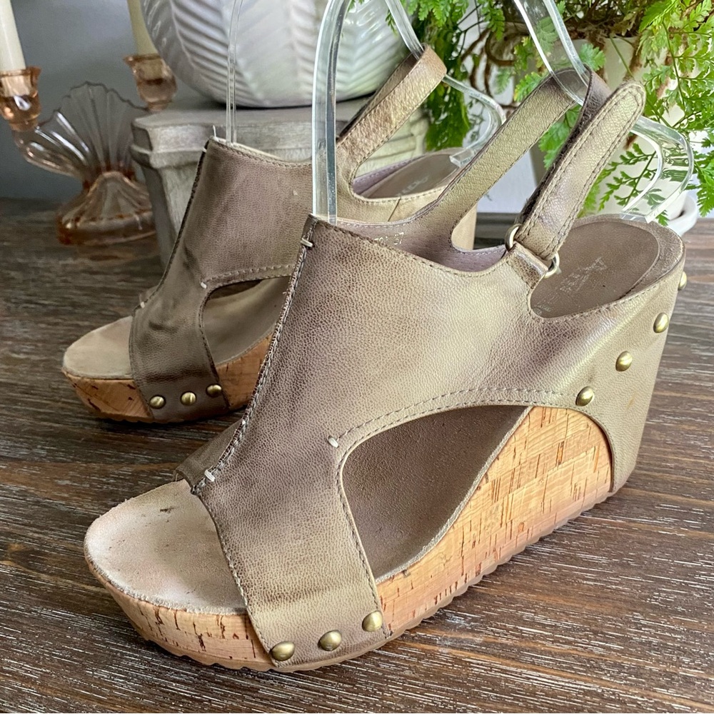 Antelope Leather Studded Wedges Cork Heel Sandals Shoe Womens EU37 US7 Taupe Tan